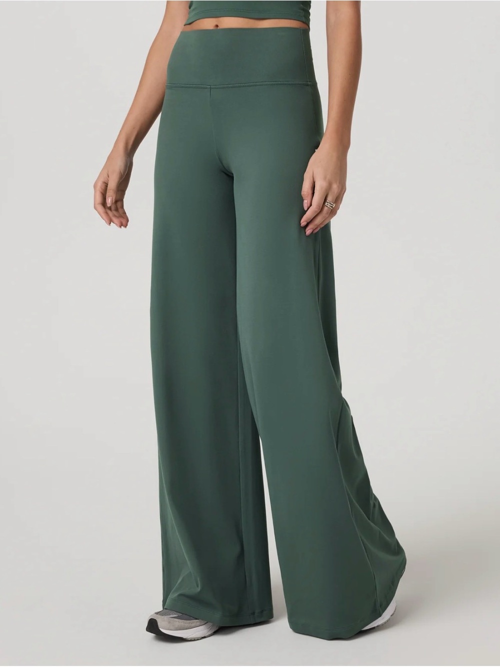 VUORI Halo Easy Wideleg Pant | Agate Green | L | Worn once